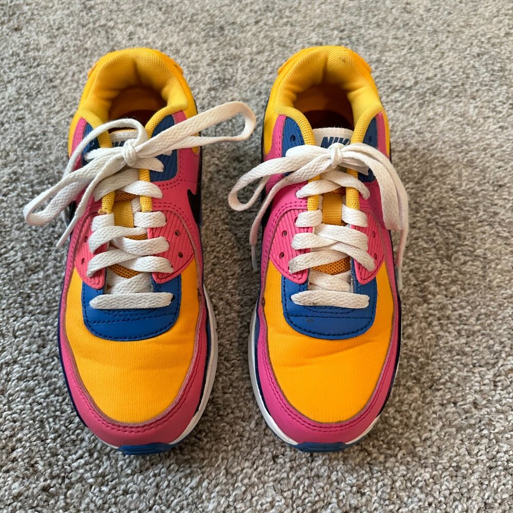 Nike Air Max 90 LTR GS University Gold Pink Blue and Black CD6864-700 Size 3.5